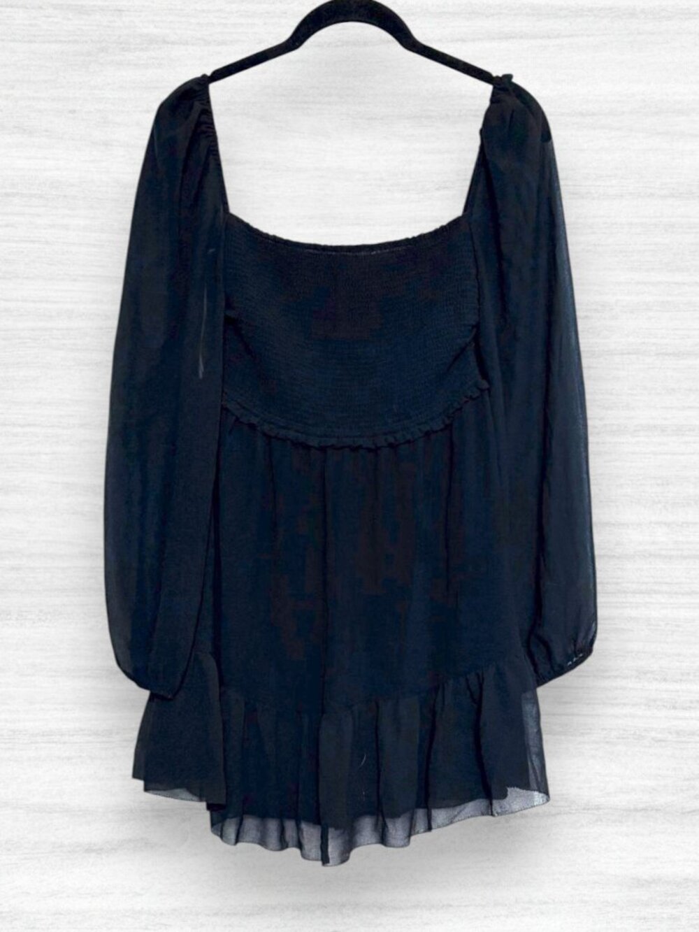 Wilfred Aritzia Tempest Mini Dress Black Smocked Romantic Chiffon Square Neck S